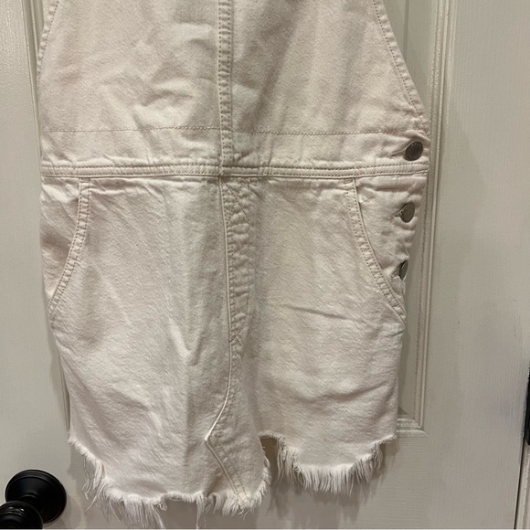 Free People White Overall Mini Dress Torn Up Jumper Distressed Size 2 - Picture 3 of 9